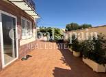 Resale - VILLA -
TORREVIEJA - Costa Blanca Sur