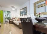 Revente - APPARTEMENT -
TORREVIEJA - Paseo maritimo