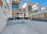 Resale - HOUSE -
CIUDAD QUESADA
