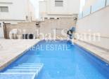 Resale - VILLA -
ORIHUELA COSTA - Costa Blanca