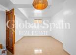 Revente - MAISON -
SAN MIGUEL DE SALINAS - Costa Blanca
