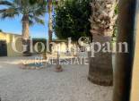 Resale - HOUSE -
ELCHE - Costa Blanca