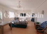 Wederverkoop - VILLA -
AVILESES - Inland