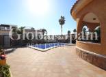Wederverkoop - VILLA -
Benijofar - Monte Azul