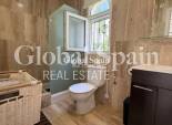 Revente - VILLA -
ORIHUELA - Inland
