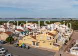 Wederverkoop - Rijtjeshuis / Stadswoning -
TORREVIEJA - La Siesta