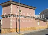 Wiederverkauf - VILLA -
FORMENTERA DEL SEGURA - C- Cooperativa