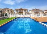 Resale - HOUSE -
TORREVIEJA - Costa Blanca