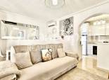 Wederverkoop - HUIS -
PUNTA PRIMA - Costa Blanca