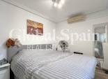 Resale - HOUSE -
ORIHUELA COSTA - VILLAMARTÍN