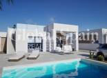 Nowo zbudowane - WILLA  -
LA ROMANA - 