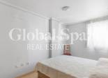 Venta - APARTAMENTO -
TORREVIEJA - Centro