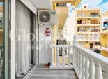 Wiederverkauf - WOHNUNG -
TORREVIEJA - Center