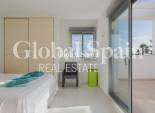 Odsprzedaż - WILLA  -
ORIHUELA COSTA - 