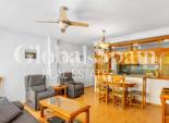 Resale - APARTMENT -
TORREVIEJA - Paseo maritimo