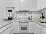 Odsprzedaż - PENTHOUSE -
TORREVIEJA - 