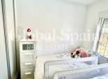 Revente - VILLA -
VILLAMARTÍN - Costa Blanca
