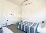 Wiederverkauf - WOHNUNG -
LA ZENIA - Costa Blanca