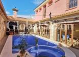 Resale - VILLA -
ORIHUELA - Inland