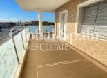 Odsprzedaż - WILLA  -
TORREVIEJA - 