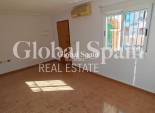 Resale - HOUSE -
LOS MONTESINOS - Costa Blanca Sur