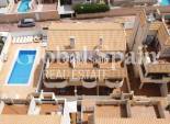 Wiederverkauf - HAUS -
TORREVIEJA - La Florida