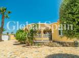 Wederverkoop - Villa -
TORREVIEJA - La Siesta