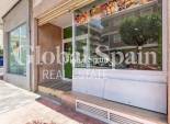Wederverkoop - COMMERCIEEL VASTGOED -
TORREVIEJA - Centro