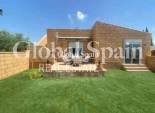 Resale - HOUSE -
ALBATERA - Inland