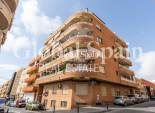 Wiederverkauf - Erdgeschoss -
TORREVIEJA - Centro