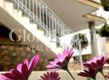 Wiederverkauf - VILLA -
ORIHUELA COSTA - CAMPOAMOR