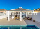Odsprzedaż - WILLA  -
TORREVIEJA - 