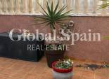 Wiederverkauf - WOHNUNG -
ORIHUELA COSTA - Los Almendros-la Florida
