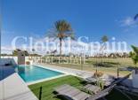 Nieuwbouw - VILLA -
PILAR DE LA HORADADA - Roda Golf