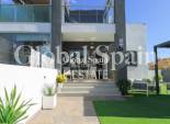 Resale - HOUSE -
TORREVIEJA - Costa Blanca