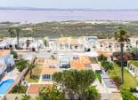 Venta - VILLA -
TORREVIEJA - Torreta
