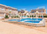 Resale - House -
CABO ROIG - Lomas de Cabo Roig