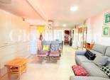 Wederverkoop - APPARTEMENT -
TORREVIEJA - Playa De Los Náufragos