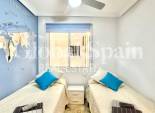 Wederverkoop - APPARTEMENT -
TORREVIEJA - Center