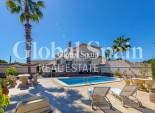 Resale - VILLA -
ORIHUELA COSTA - Costa Blanca