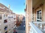 Revente - APPARTEMENT -
TORREVIEJA - Acequion