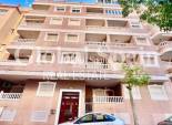 Wiederverkauf - WOHNUNG -
TORREVIEJA - Playa del Cura