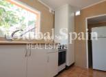 Wederverkoop - HUIS -
Catral - Catral - Country