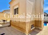 Revente - MAISON -
ORIHUELA COSTA - La Florida
