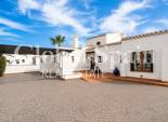 Wiederverkauf - VILLA -
El Valle Golf Resort - Inland
