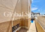 Revente - MAISON -
ORIHUELA COSTA - La Florida
