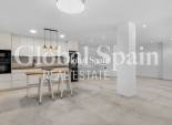 Venta - APARTAMENTO -
TORREVIEJA - Playa del Acequión