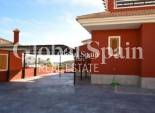 Revente - VILLA -
FINESTRAT