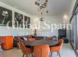 Resale - VILLA -
ROJALES