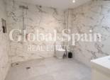 Odsprzedaż - WILLA  -
TORREVIEJA - 